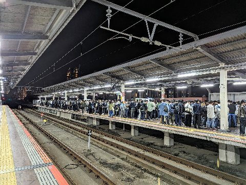 京葉線 海浜幕張駅