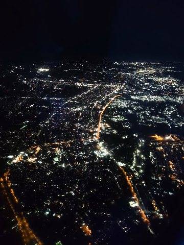 夜の飛行