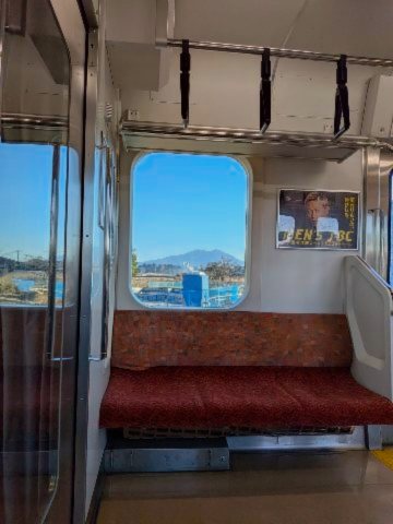 車窓からの筑波山